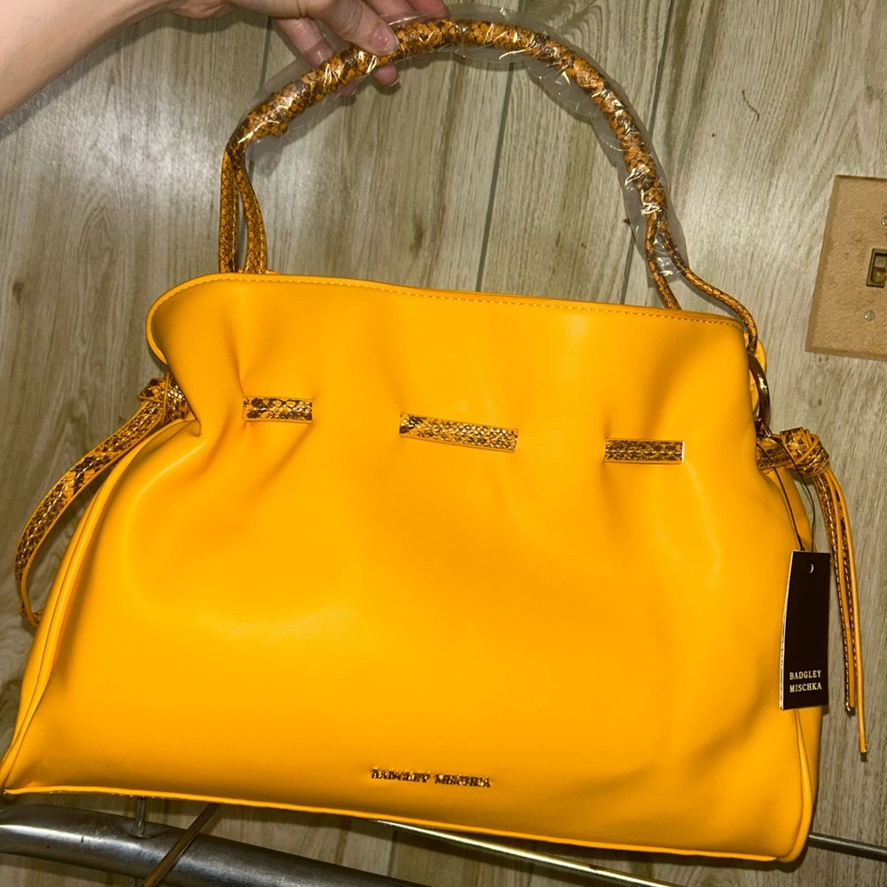 NWT🔥MANGO BADGLEY MISCHKA $150